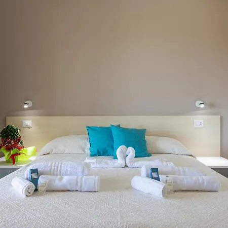 Oda ve Kahvaltı Simius Bay