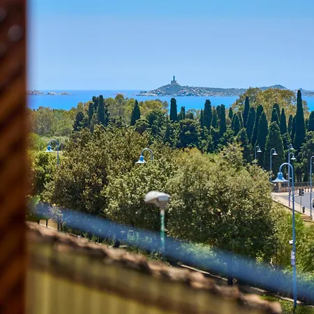 Alojamento de Acomodação e Pequeno-almoço Simius Bay *