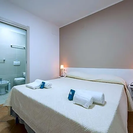 Simius Bay Alojamento de Acomodação e Pequeno-almoço Villasimius