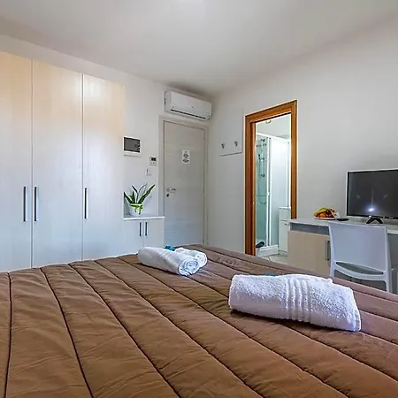 Alojamento de Acomodação e Pequeno-almoço Simius Bay 3*